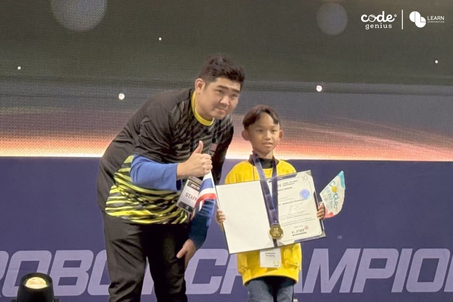 Code Genius พาเยาวชนไทยแสดงพลัง คว้ารางวัล Coding นานาชาติ!